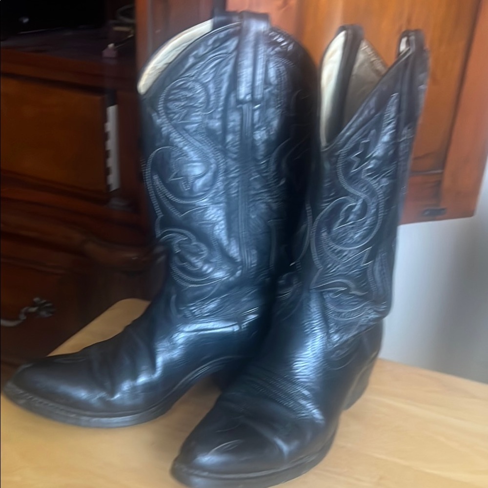 Black Leather Cowboy Boots